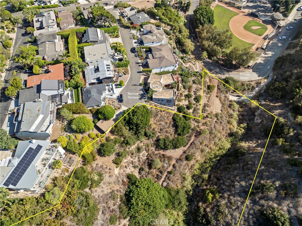 455 Bonvue Terrace Laguna Beach, CA 92651 - Photo 7 of 14