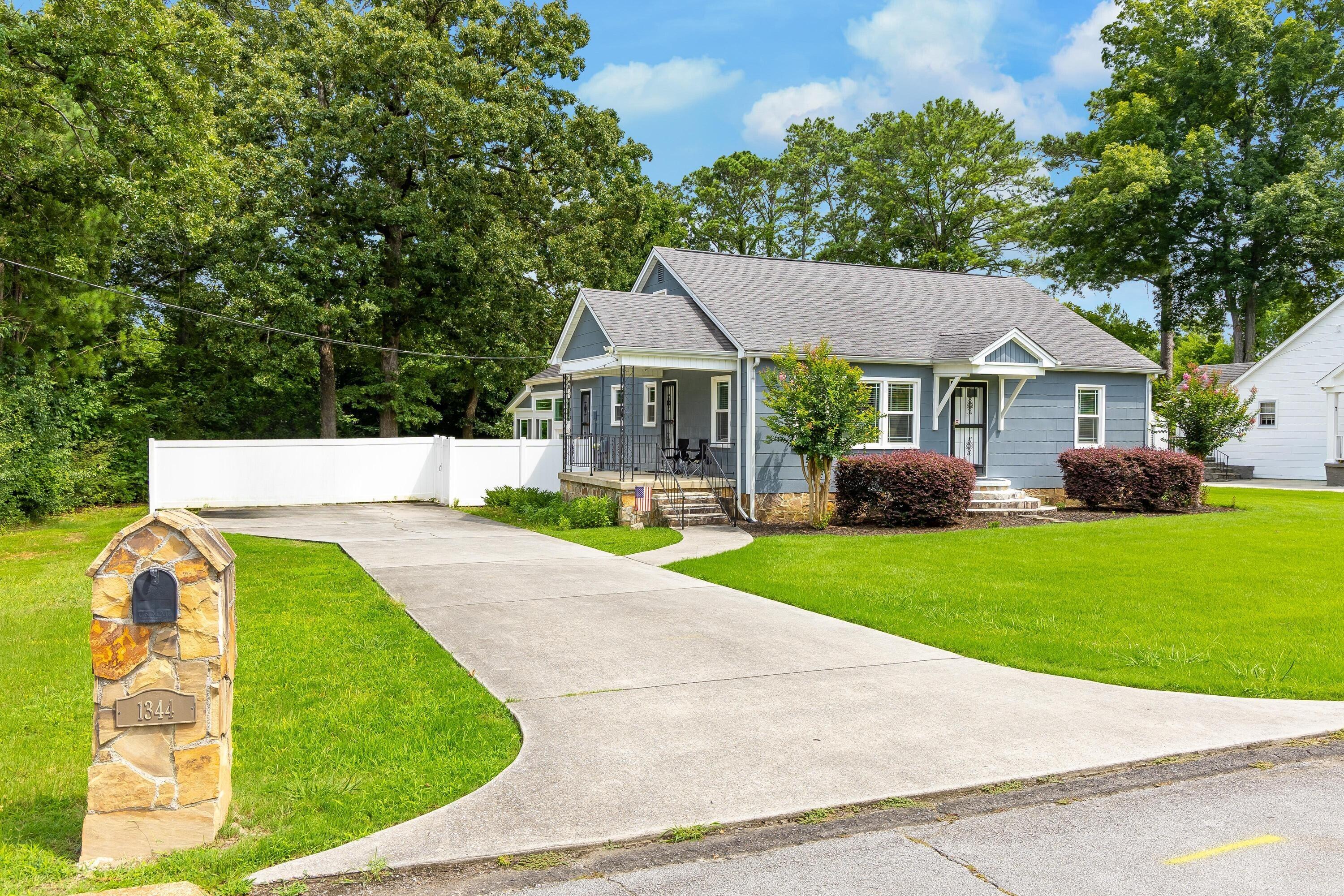1344 Joiner Road Chattanooga, TN 37421 - Photo 3 of 39 Exterior