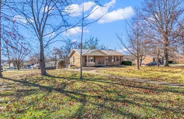 $1,900 | 284 Stephanie Drive, Clarksville, TN 37042