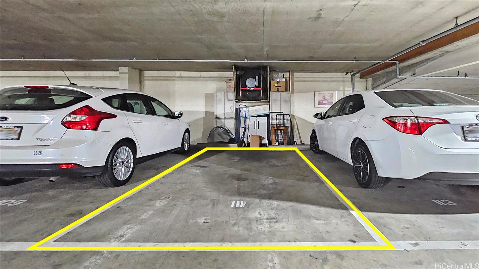 217 Prospect Street, Unit D16 Honolulu, HI 96813 - Photo 22 of 23 a view of parking garage