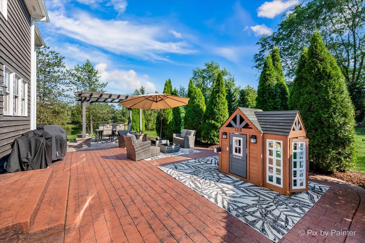 36W575 Bristol Road St. Charles, IL 60175 - Photo 46 of 58 a view of a chairs and tables in the patio