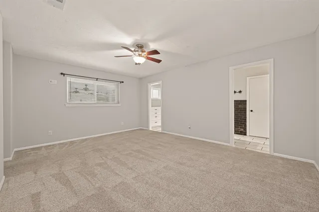 $2,700 | 13418 Paradise Valley Drive, Houston, TX 77069