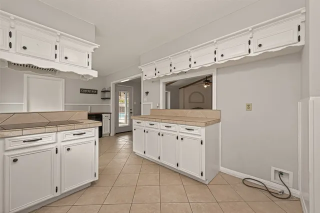 $2,700 | 13418 Paradise Valley Drive, Houston, TX 77069