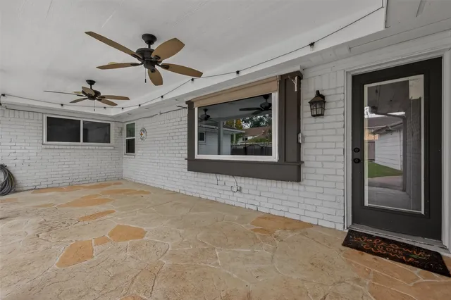 $2,700 | 13418 Paradise Valley Drive, Houston, TX 77069