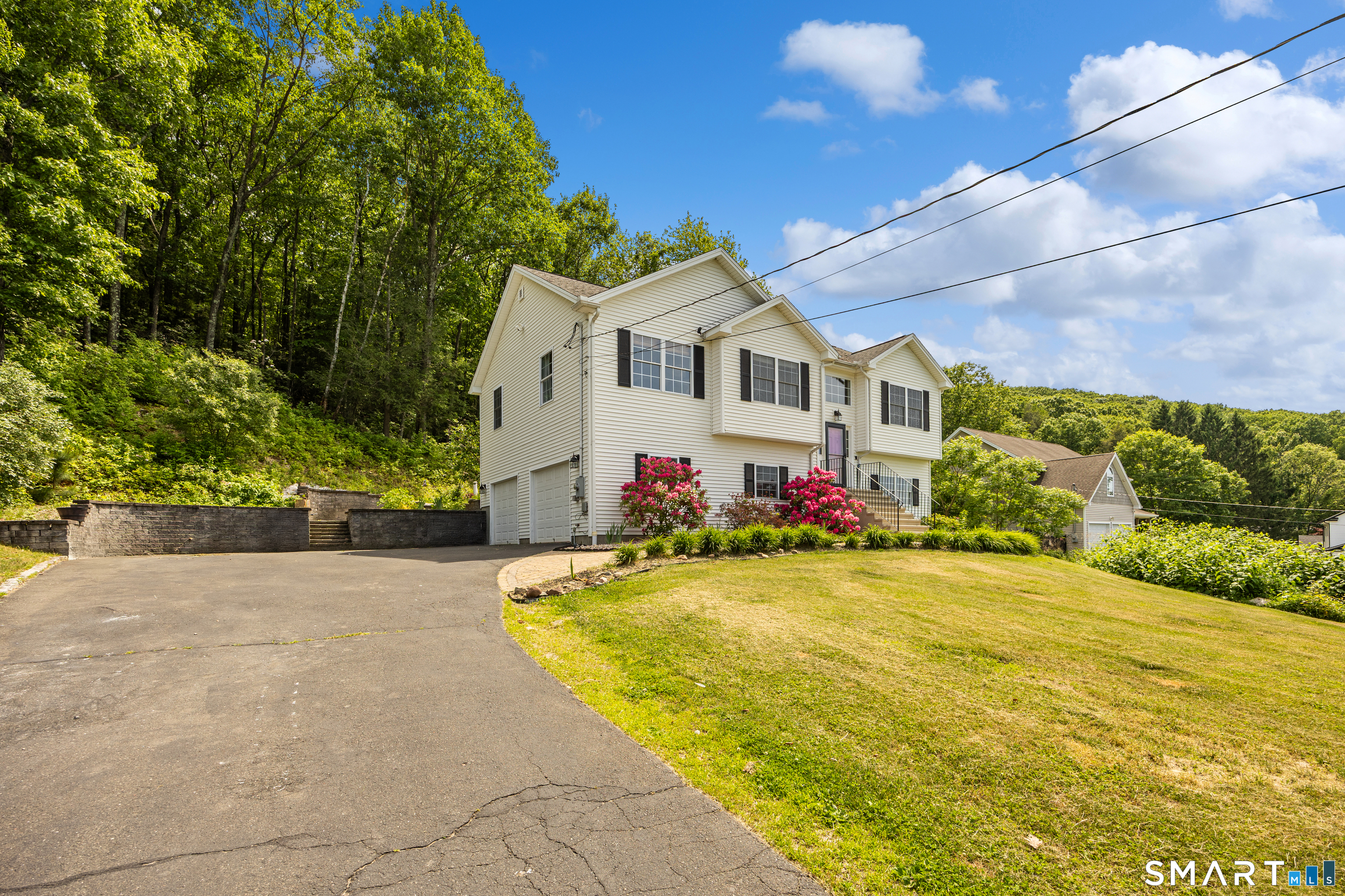 30 Tower Road Bristol, CT 06010 - Photo 2 of 32