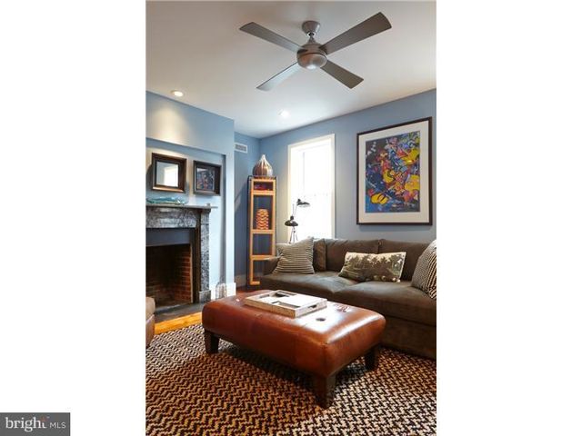 $1,000,000 | 217 Catharine Street, Philadelphia, PA 19147