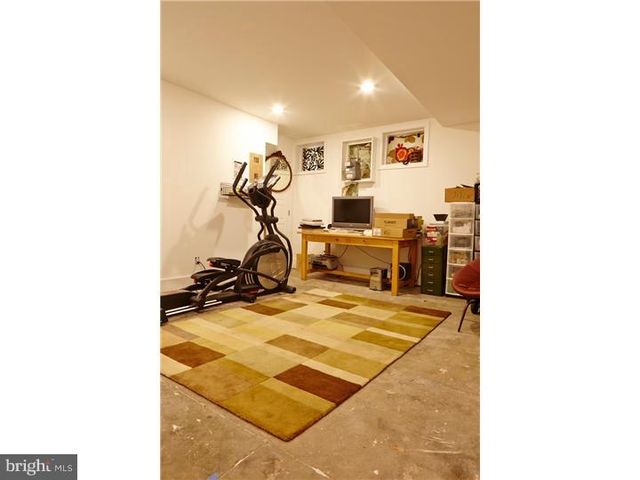 $1,000,000 | 217 Catharine Street, Philadelphia, PA 19147