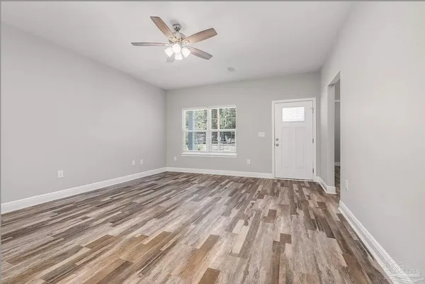 $1,800 | 618 Rentz Avenue, Pensacola, FL 32507