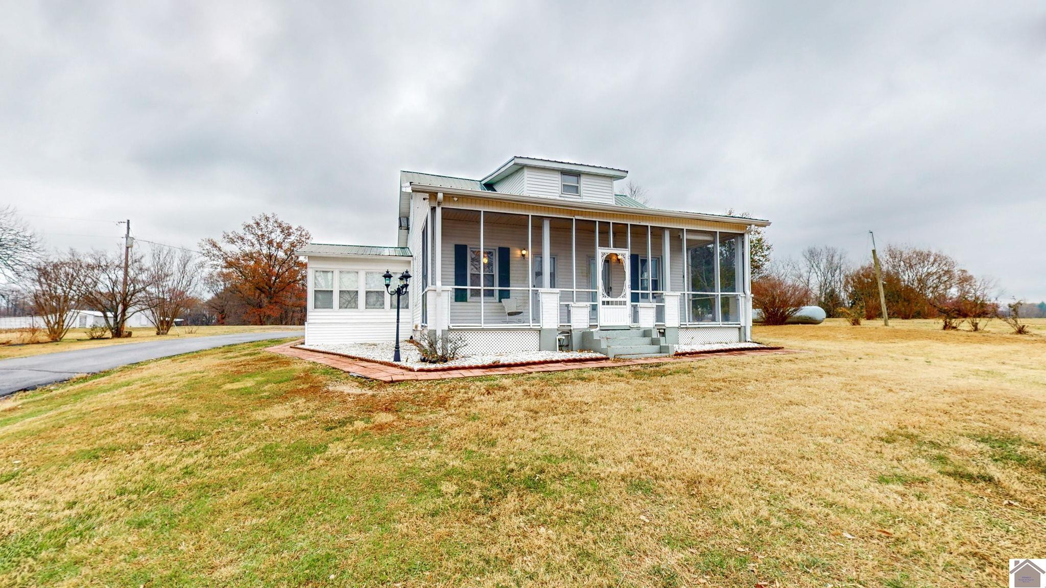 8229 State Rte 129 Fulton, KY 42041 - Photo 1 of 50 Photo 1