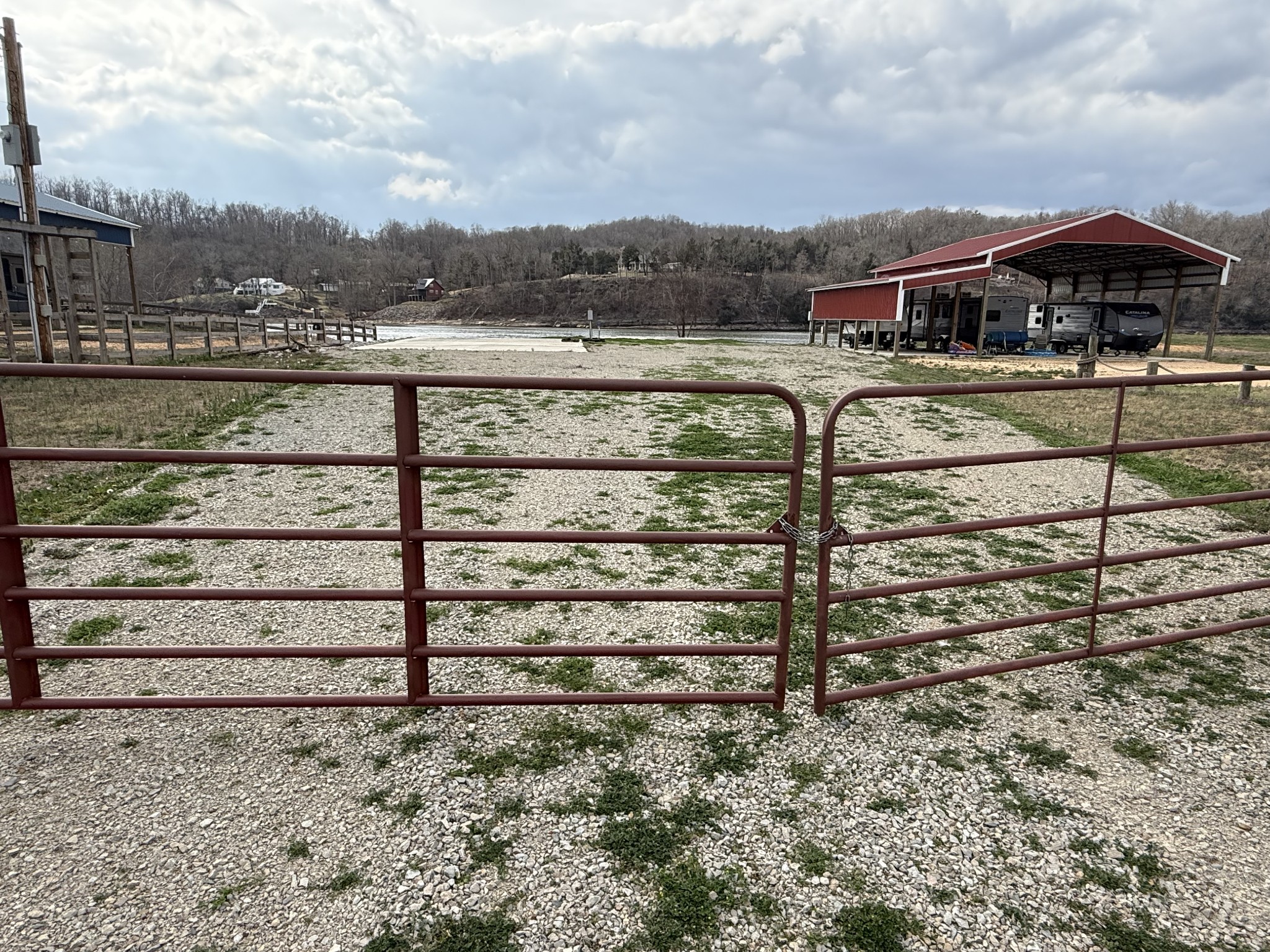 2133 Hardin Bottom River Road Clifton, TN 38425 - Photo 13 of 42 a view of a yard with a bench