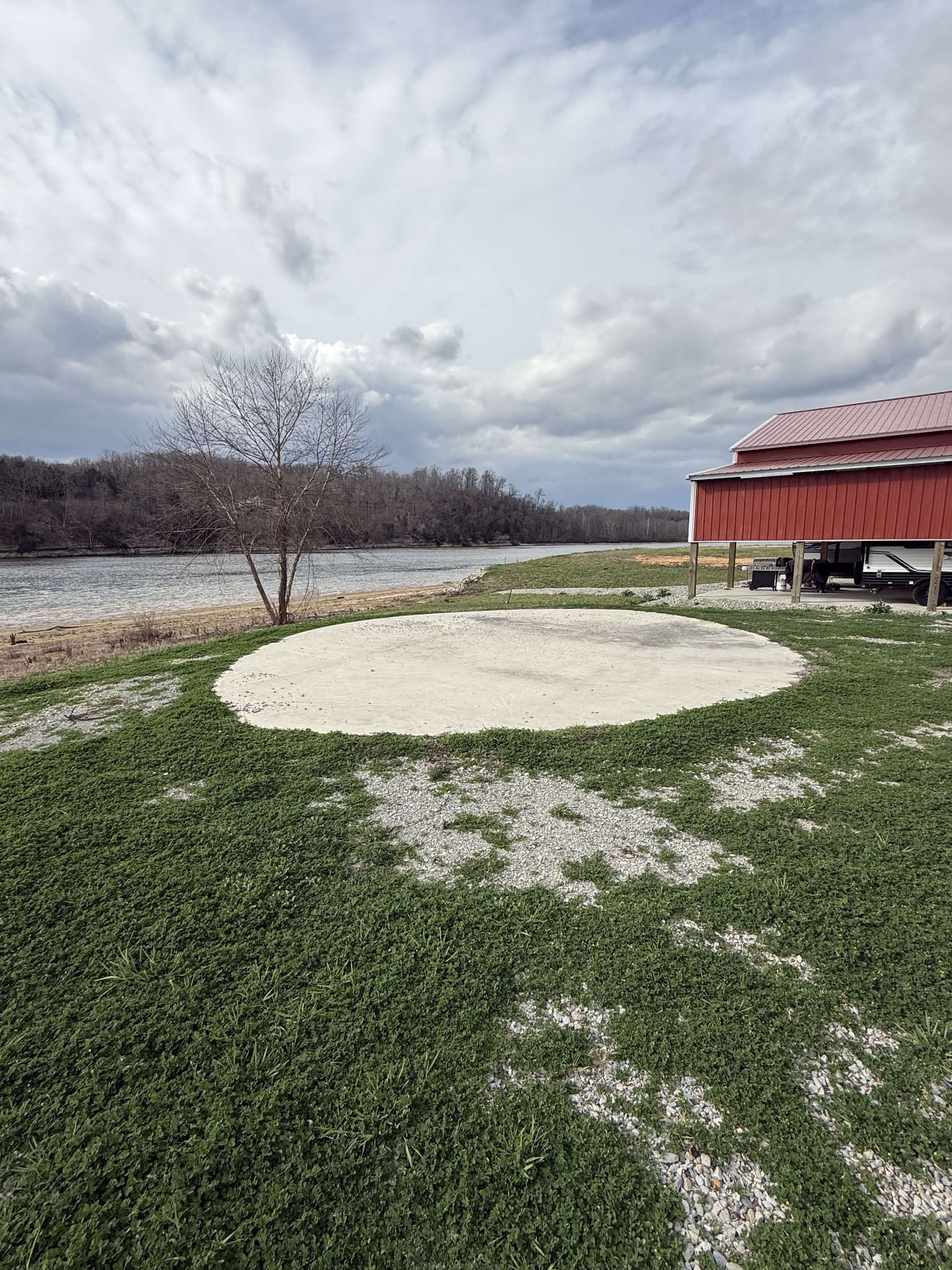 2133 Hardin Bottom River Road Clifton, TN 38425 - Photo 15 of 42 a view of a swimming pool with an ocean beach