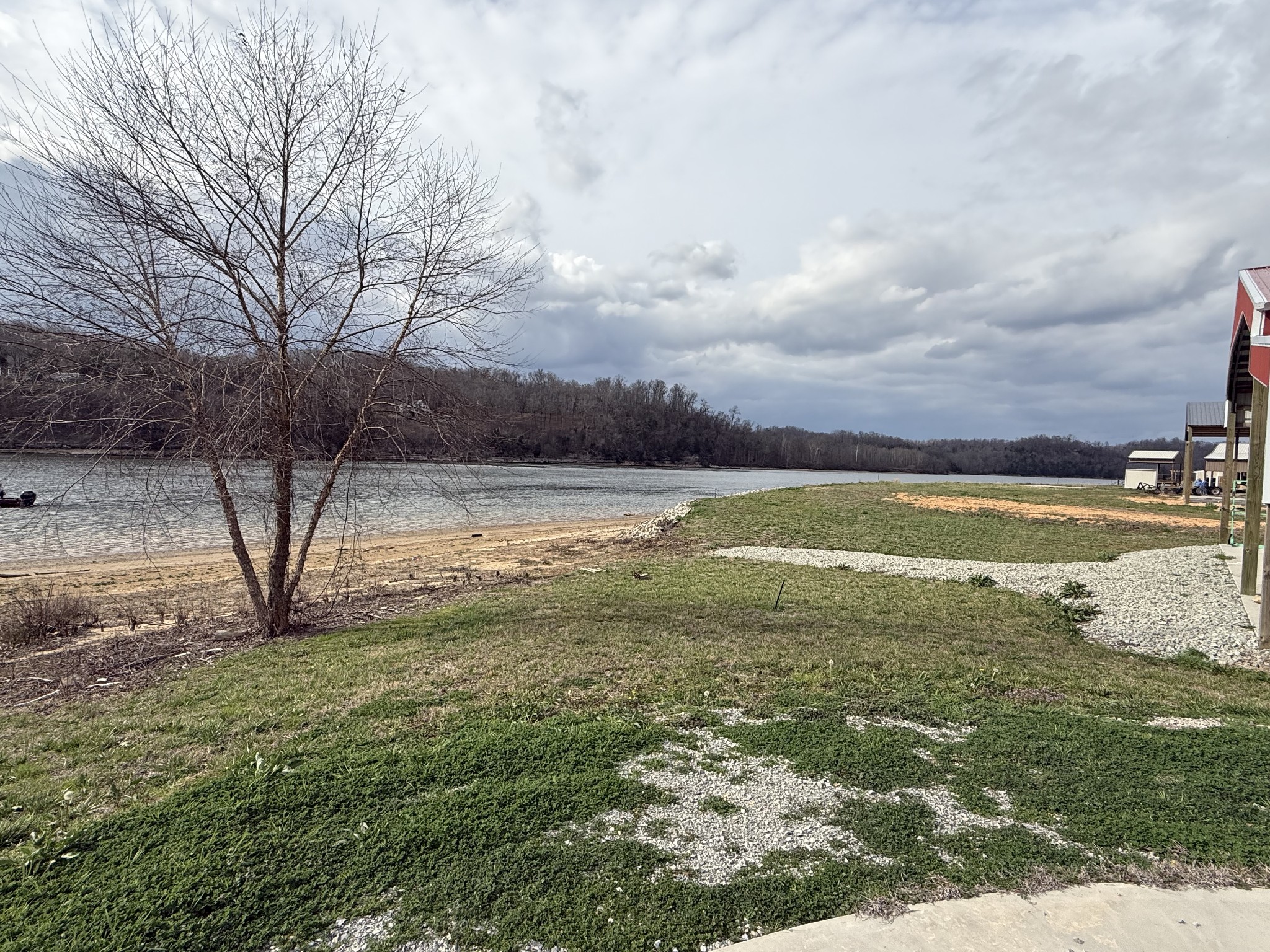 2133 Hardin Bottom River Road Clifton, TN 38425 - Photo 18 of 42 a view of an ocean and beach