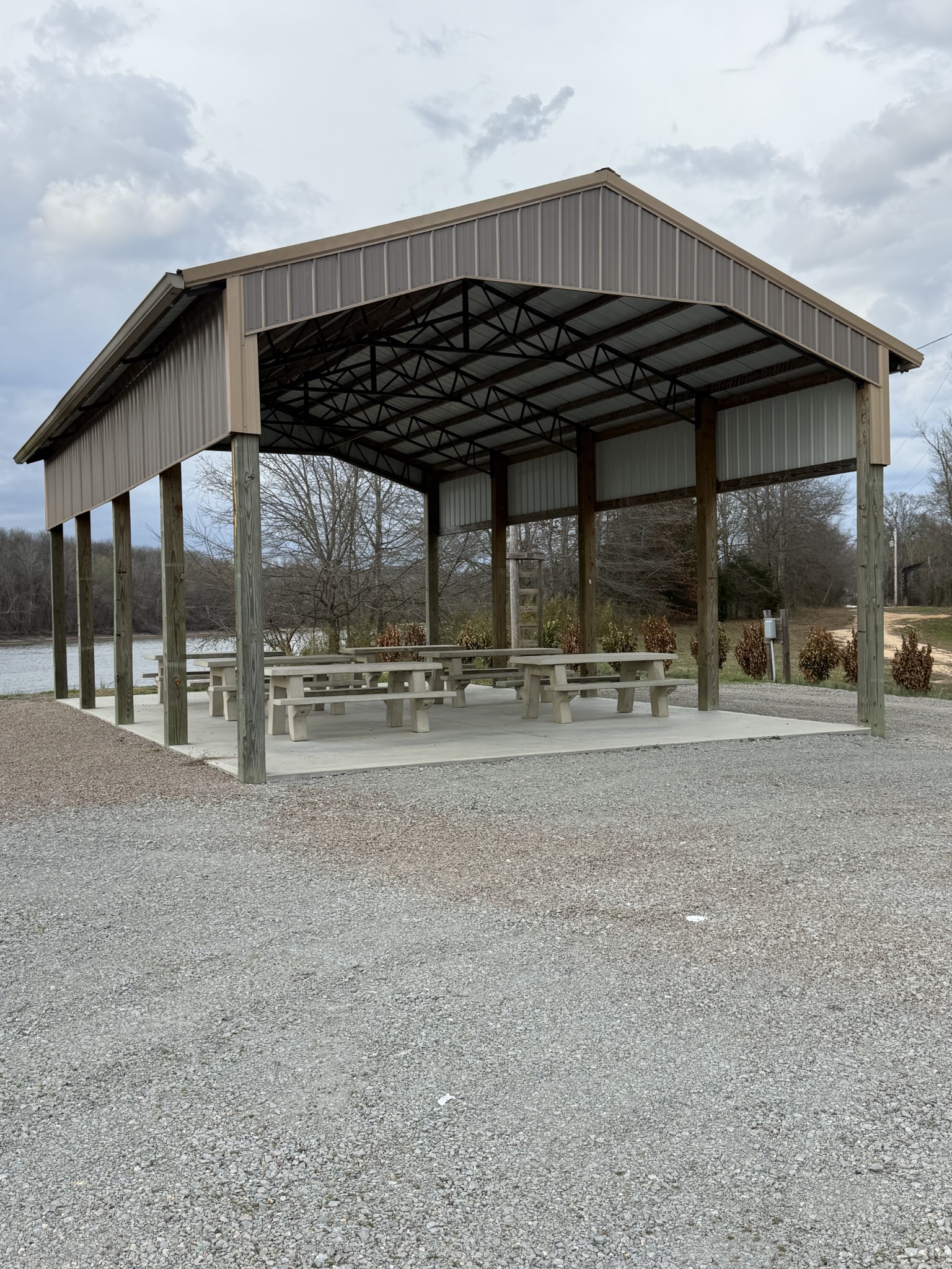 2133 Hardin Bottom River Road Clifton, TN 38425 - Photo 38 of 42 a view of large building