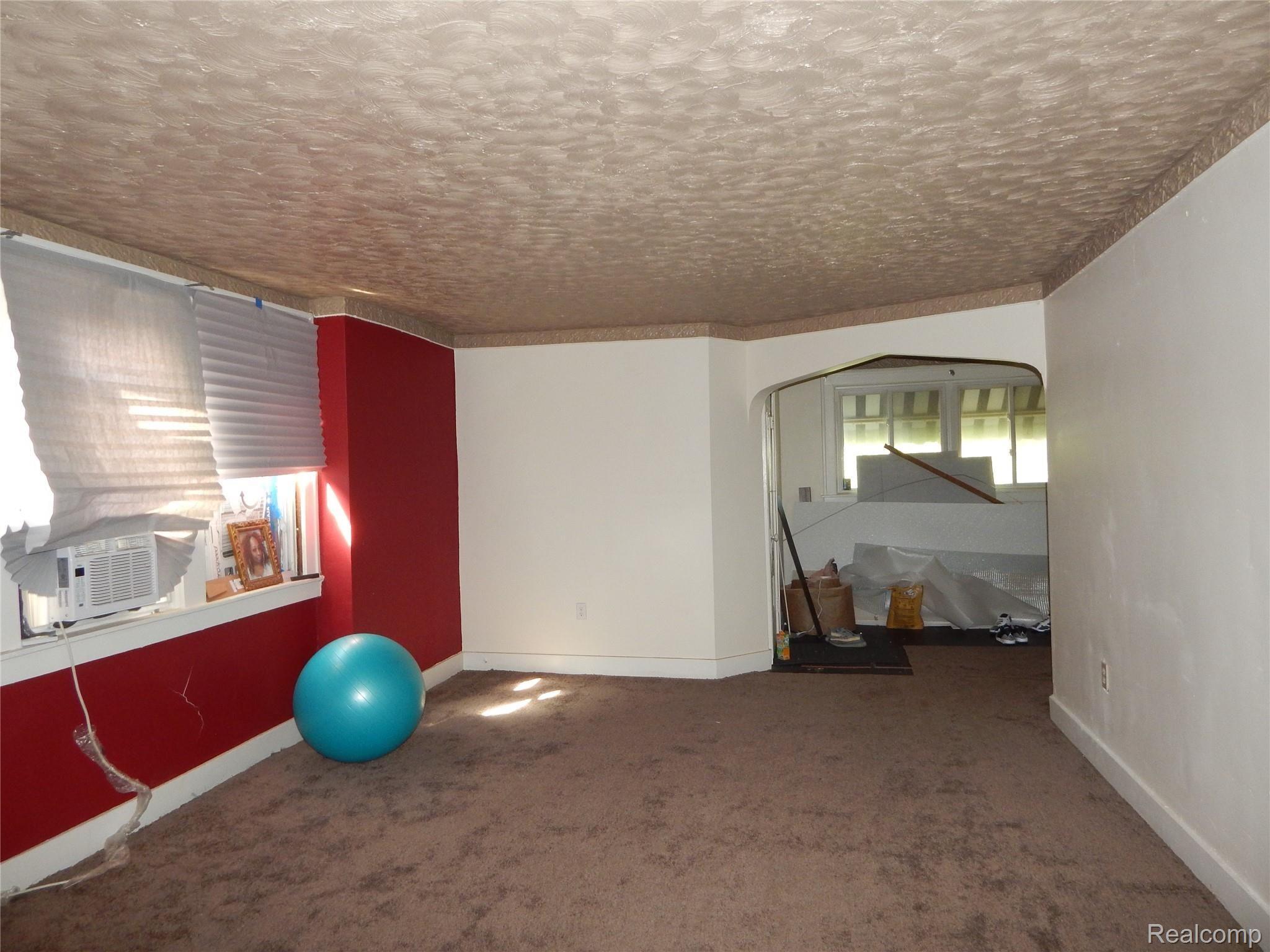 14820 Rutherford Street Detroit, MI 48227 - Photo 11 of 14 DSCN5318.JPG
