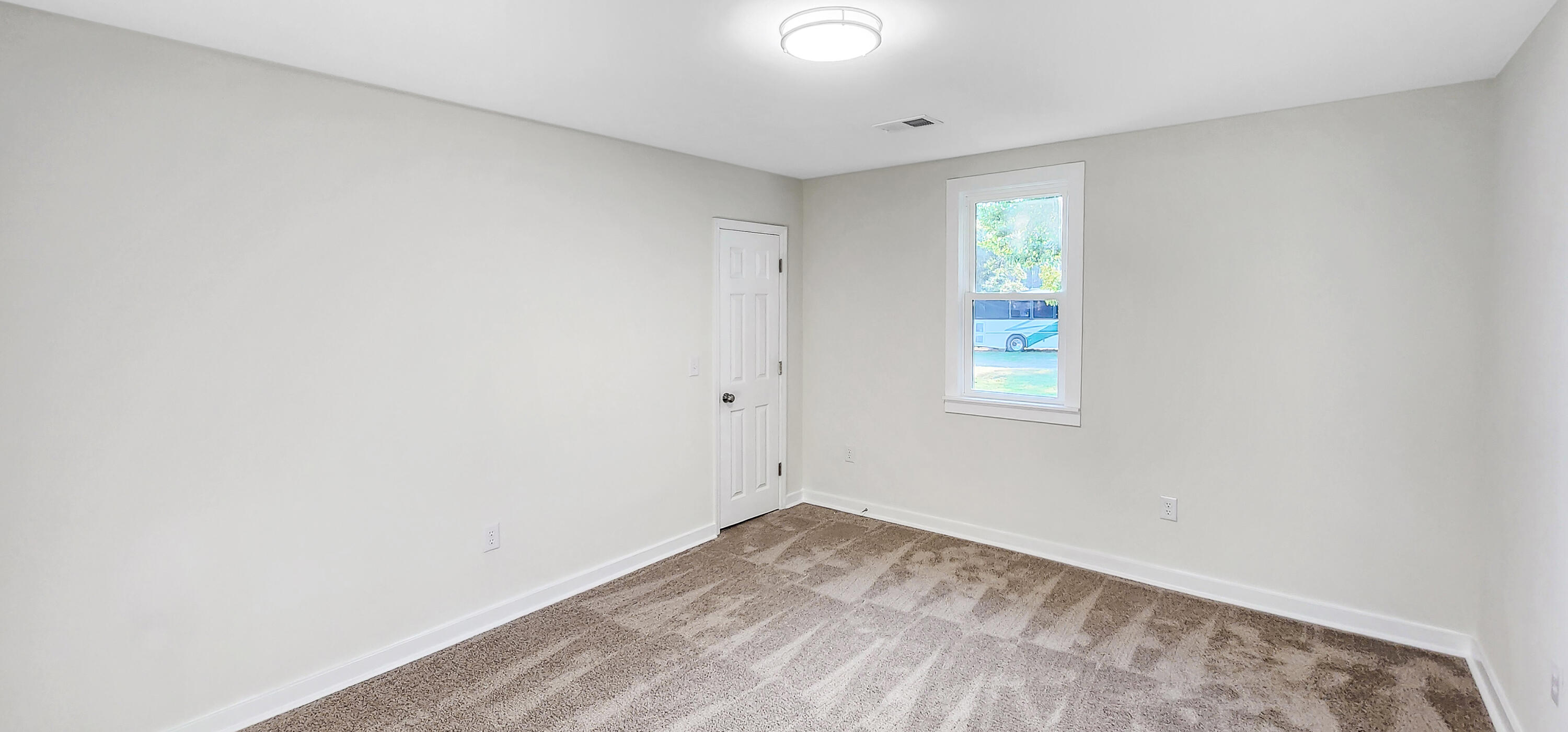 1142 Pearson Road Manning, SC 29102 - Photo 31 of 38 20251222_152010