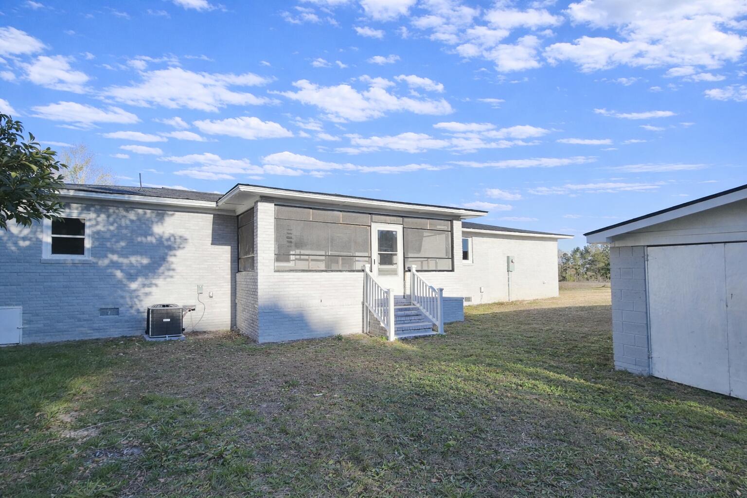 1142 Pearson Road Manning, SC 29102 - Photo 37 of 38 Pearson 8