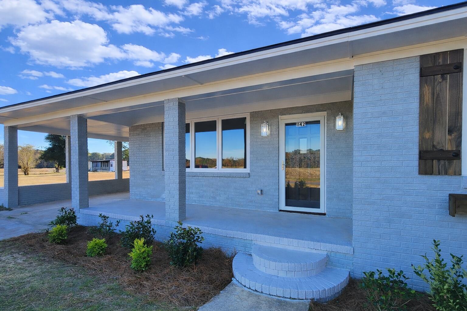 1142 Pearson Road Manning, SC 29102 - Photo 4 of 38 Pearson 4