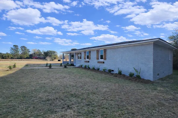 $319,900 | 1142 Pearson Road, Manning, SC 29102