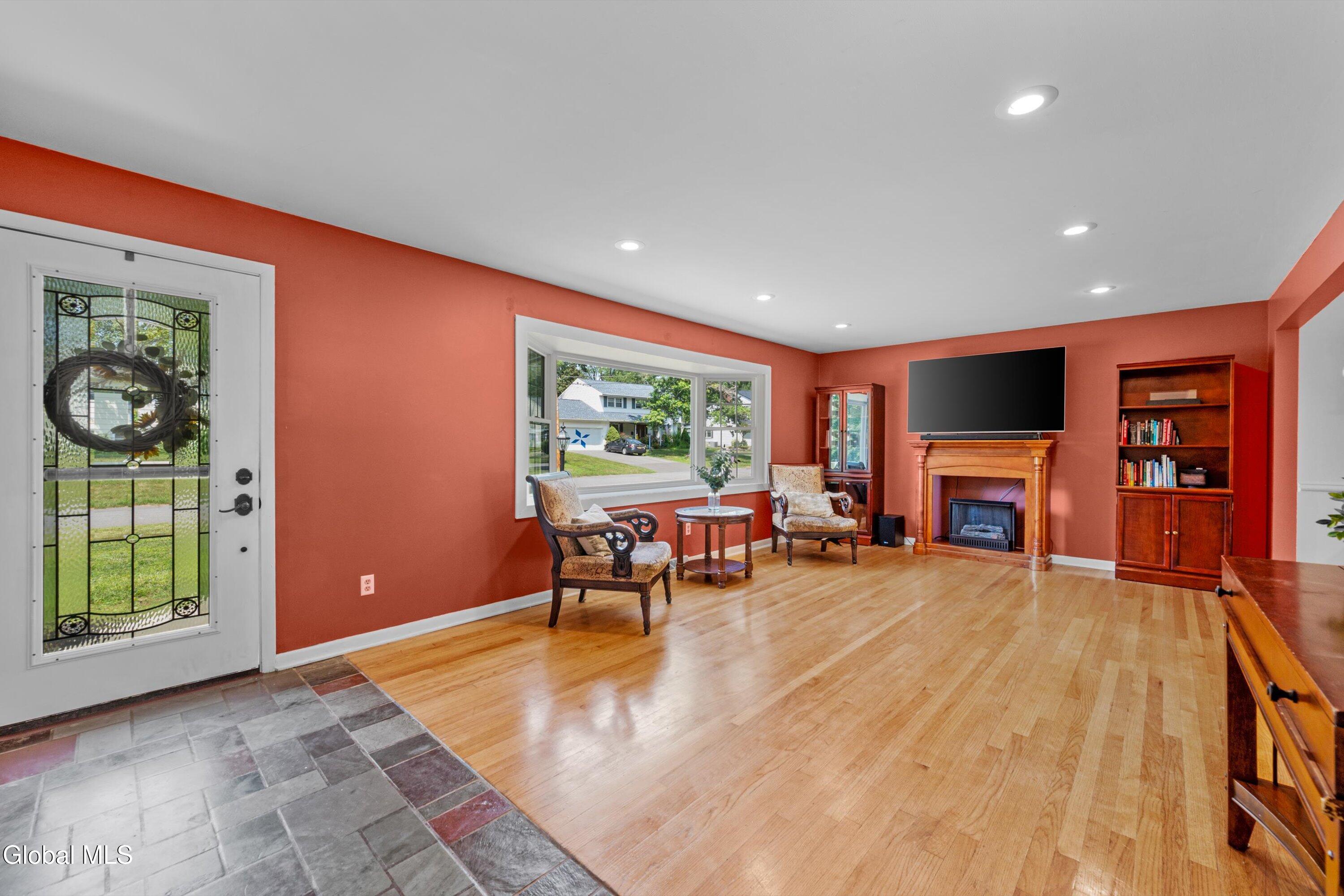 2 Hartwood Road Bethlehem, NY 12054 - Photo 3 of 28 25-2 Hartwood Rd-5
