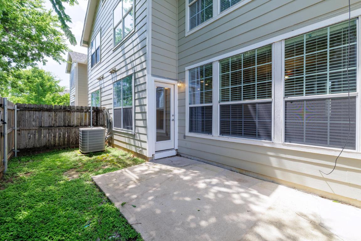 2632 Century Park Boulevard, Unit 18 Austin, TX 78727 - Photo 29 of 32
