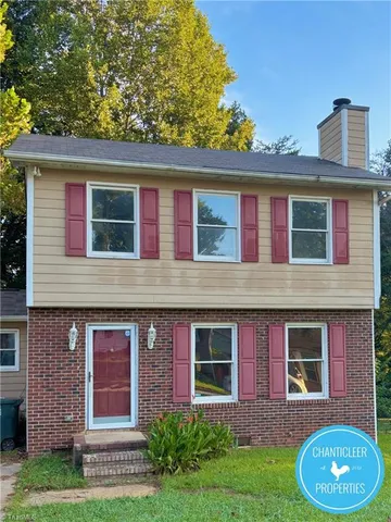 $1,595 | 6 Lord Foxley Court, Greensboro, NC 27405