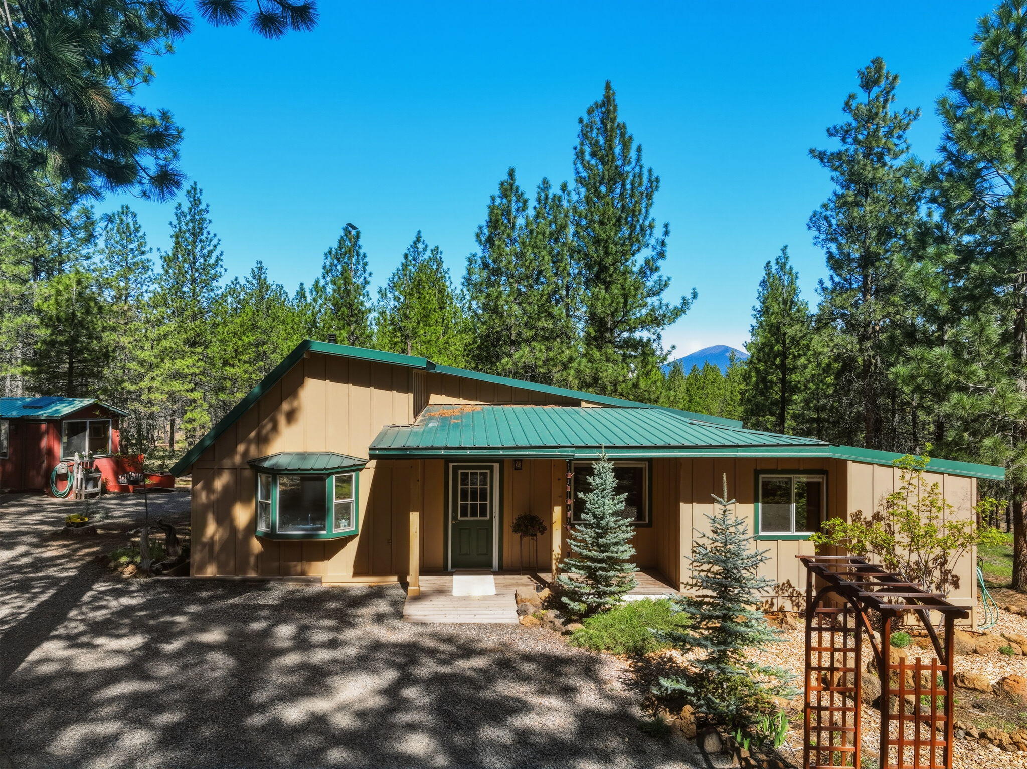 15020 Remuda Road Sisters, OR 97759 - Photo 1 of 61 15020 Remuda, Sisters, OR