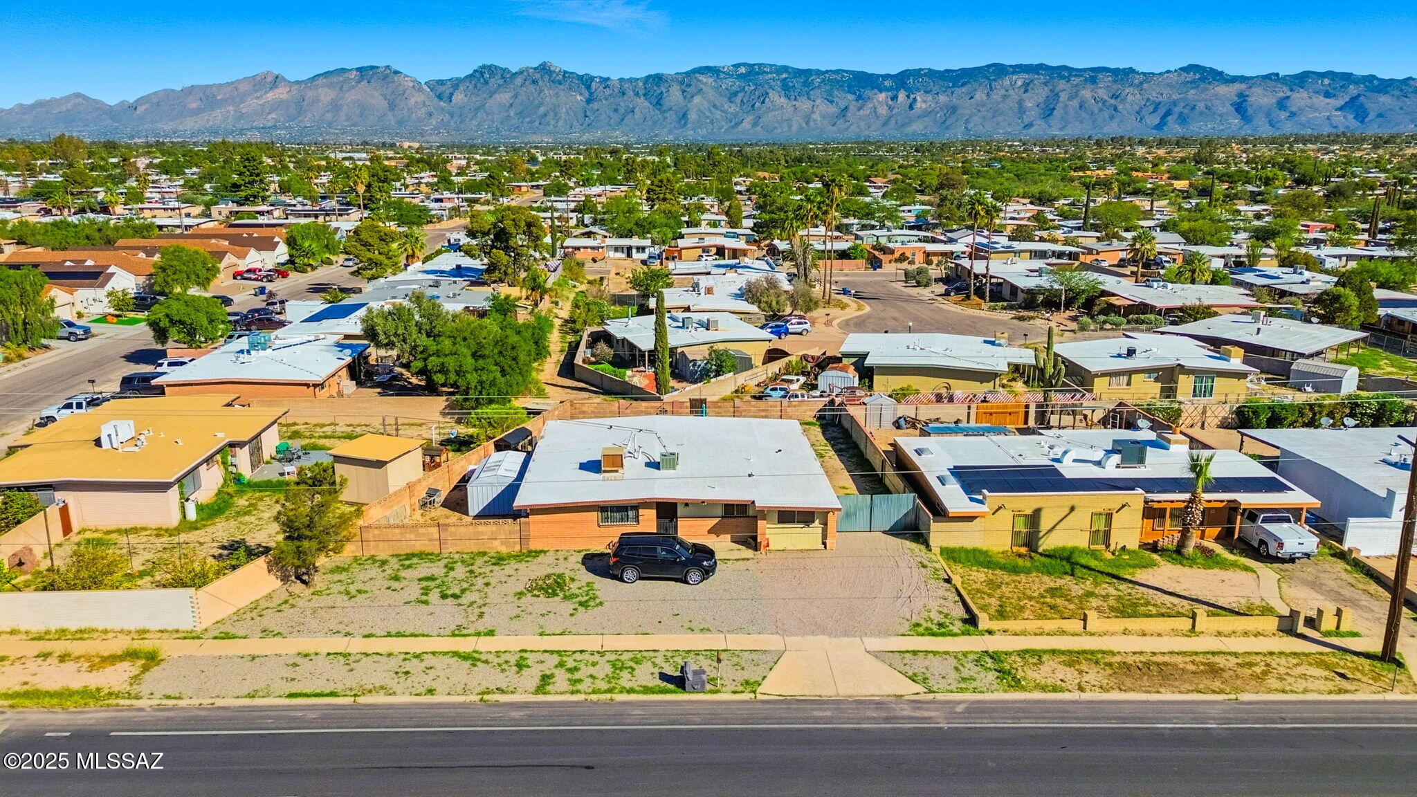 8135 East Escalante Road Tucson, AZ 85730 - Photo 7 of 40 7-web-or-mls-photo-217