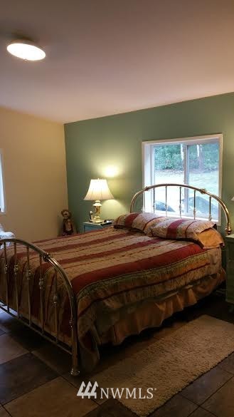 4484 East Rasor Road Belfair, WA 98528 - Photo 16 of 24 Gallery Image 16