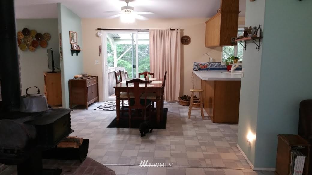 4484 East Rasor Road Belfair, WA 98528 - Photo 10 of 24 Gallery Image 10