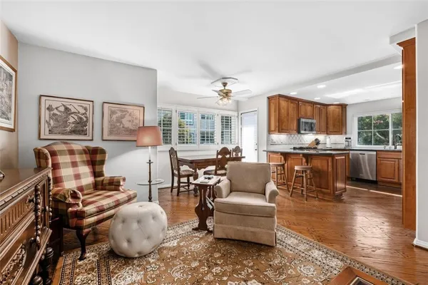 $1,399,000 | 19373 Peachtree Lane, Huntington Beach, CA 92648