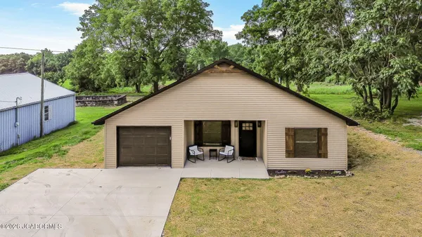 $329,900 | 12923 Jefferson Street, Russellville, MO 65074