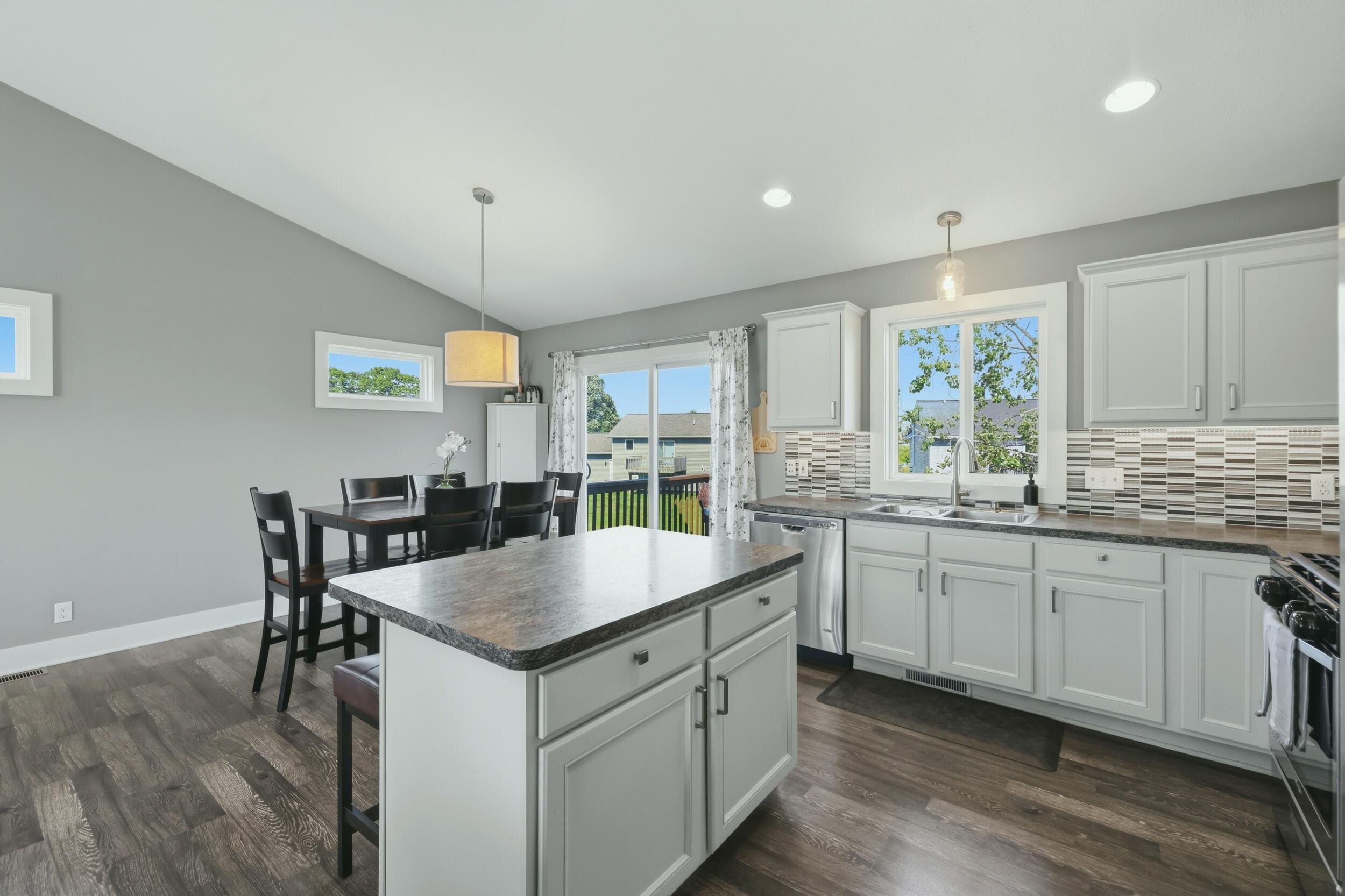 10536 Rockfield Road Allendale, MI 49401 - Photo 12 of 44 10536 rockfield rd_028