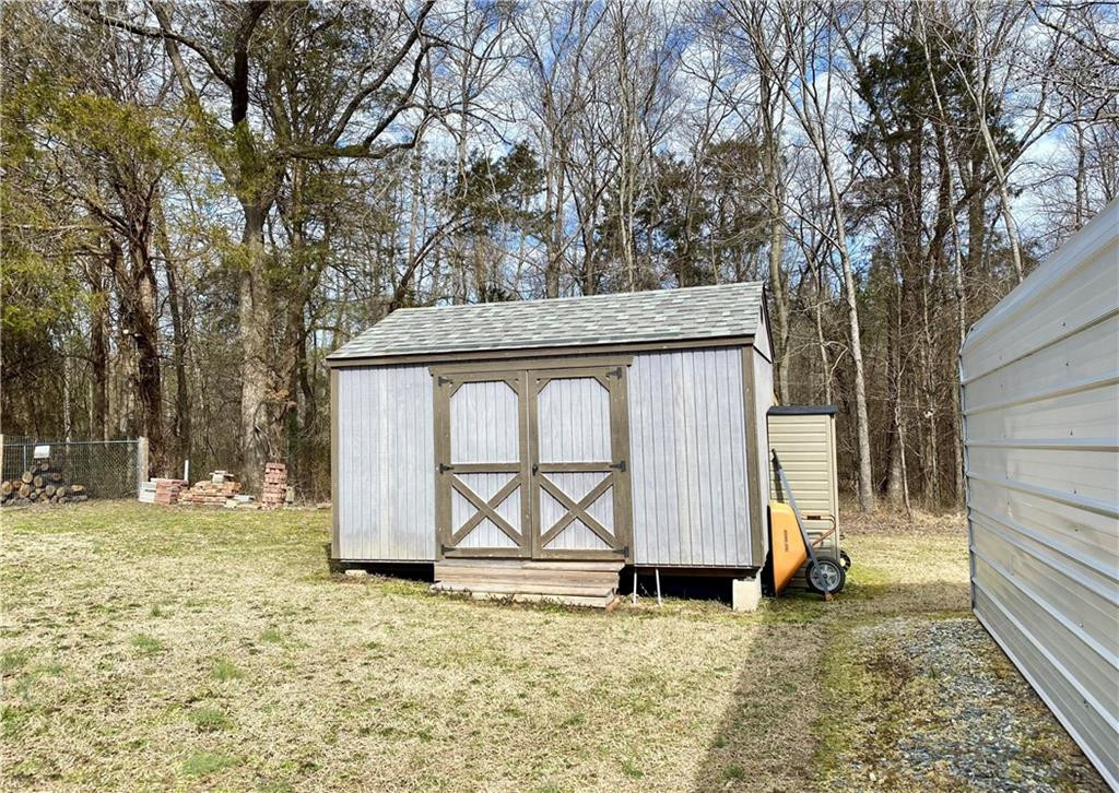 1217 Tingen Road Snow Camp, NC 27349 - Photo 28 of 31 Gallery Image 28