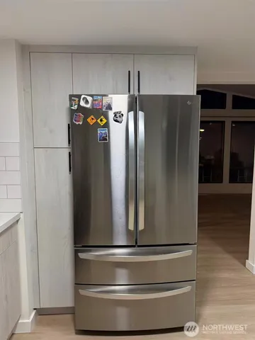 $3,800 | 22026 3rd Place West, Bothell, WA 98021