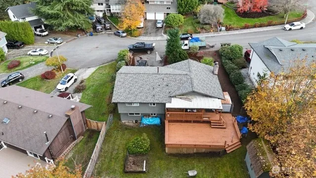 $3,800 | 22026 3rd Place West, Bothell, WA 98021