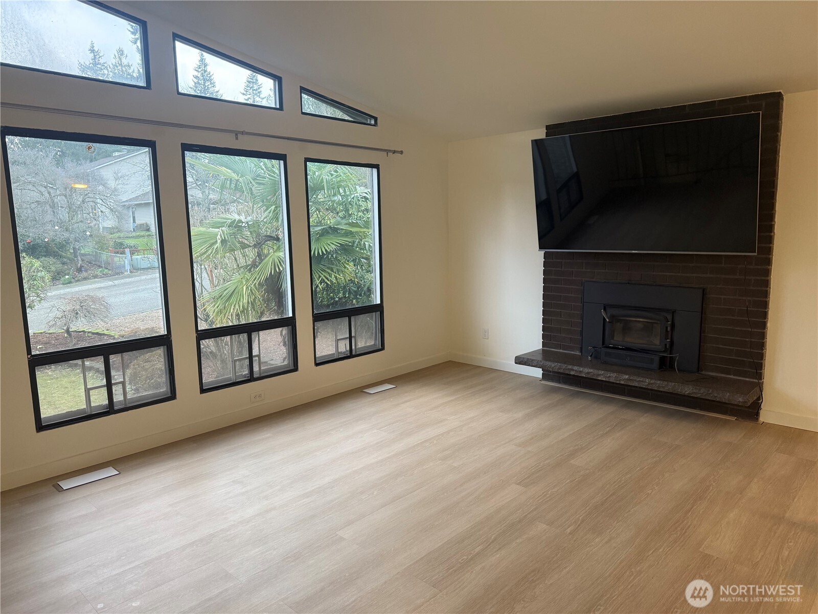 22026 3rd Place West Bothell, WA 98021 - Photo 9 of 32