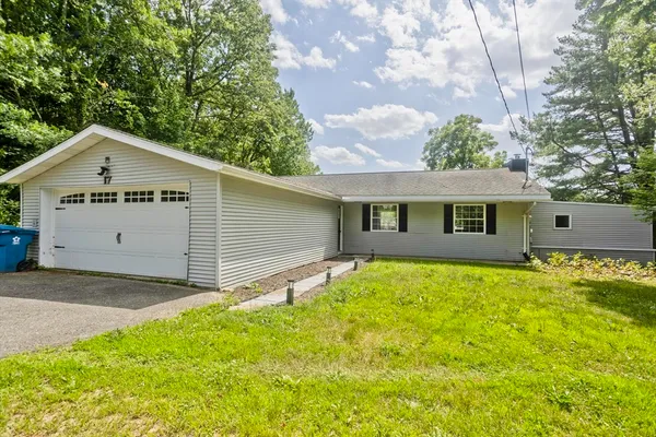 $450,000 | 17 Congamond Road, Southwick, MA 01077