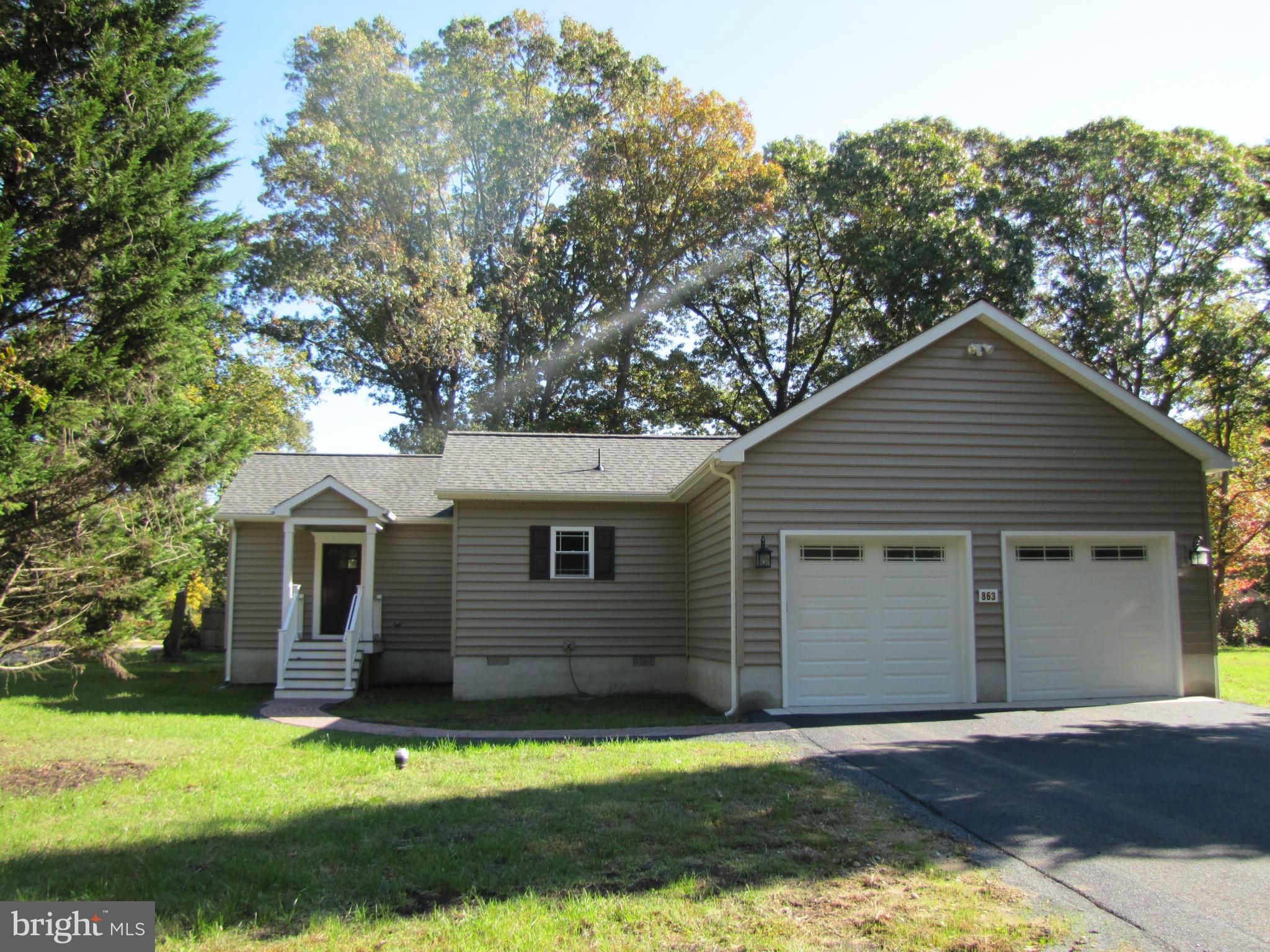 863 Swift Road Pasadena, MD 21122 - Photo 1 of 22 Exterior (Front)