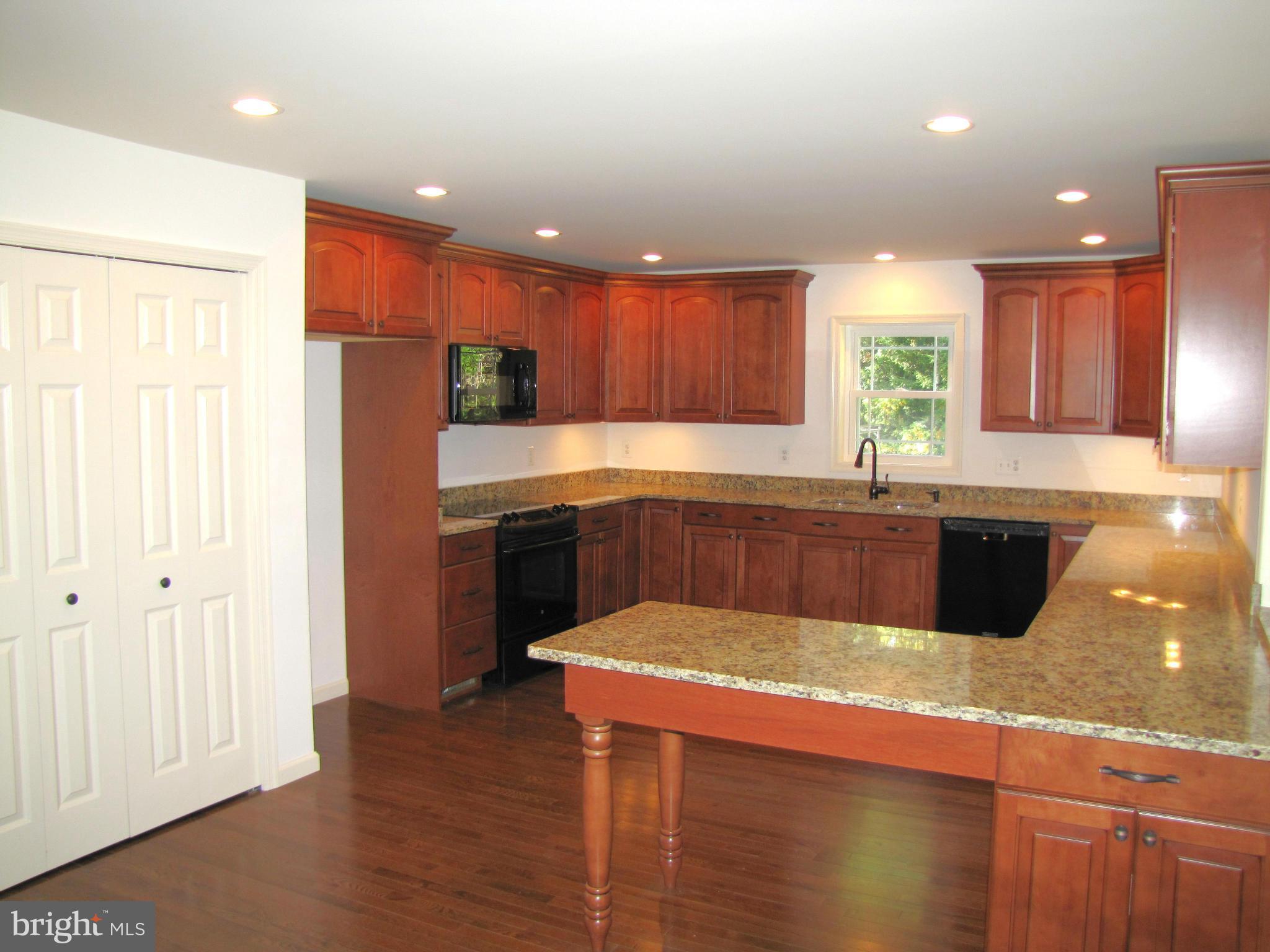 863 Swift Road Pasadena, MD 21122 - Photo 8 of 22 Kitchen