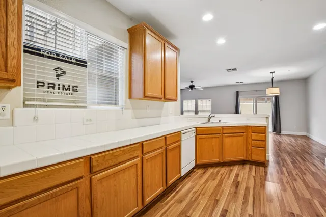 $395,000 | 3301 North Park Drive, Unit 2815, Sacramento, CA 95835