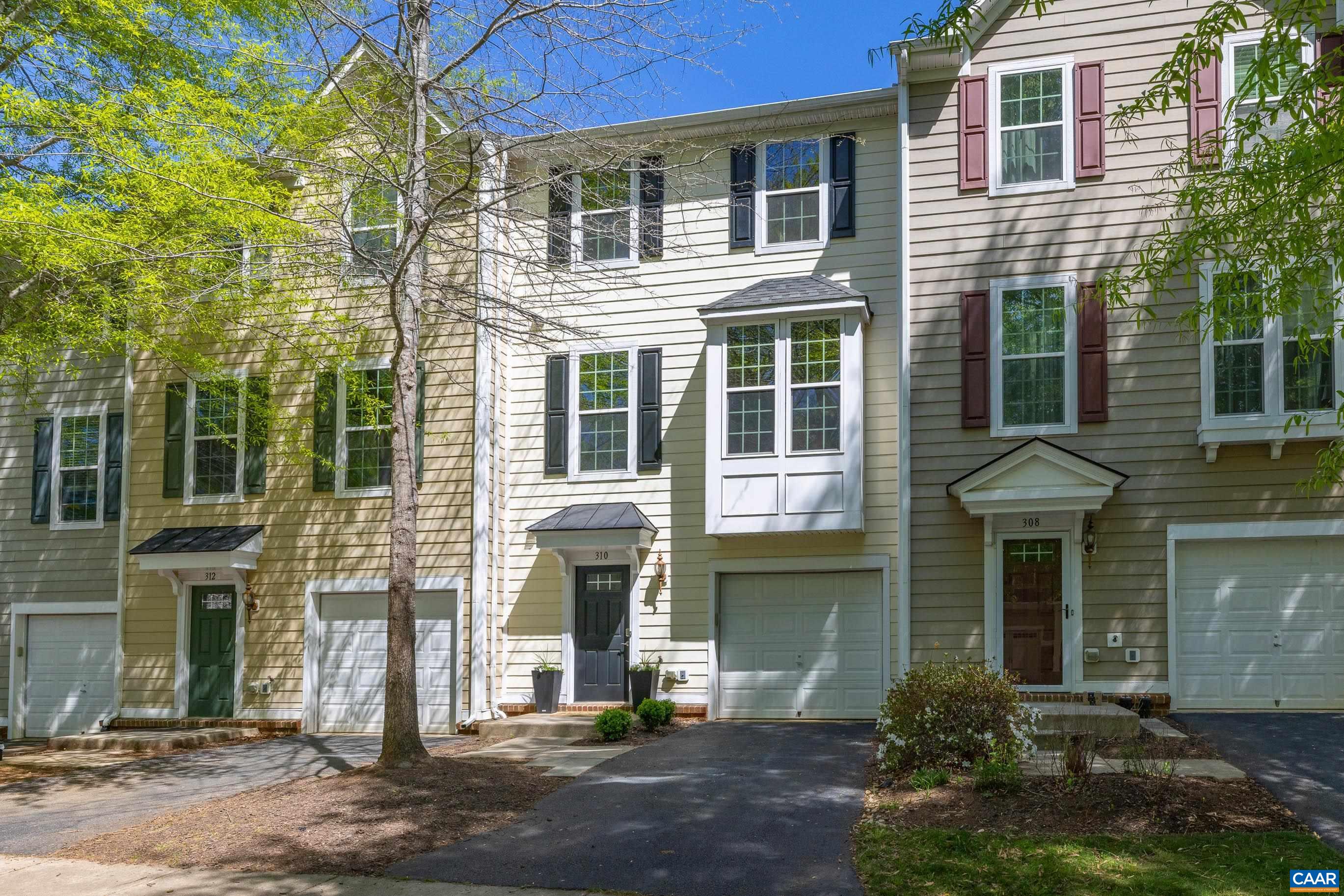 310 Patriot Way Charlottesville, VA 22903 - Photo 3 of 45