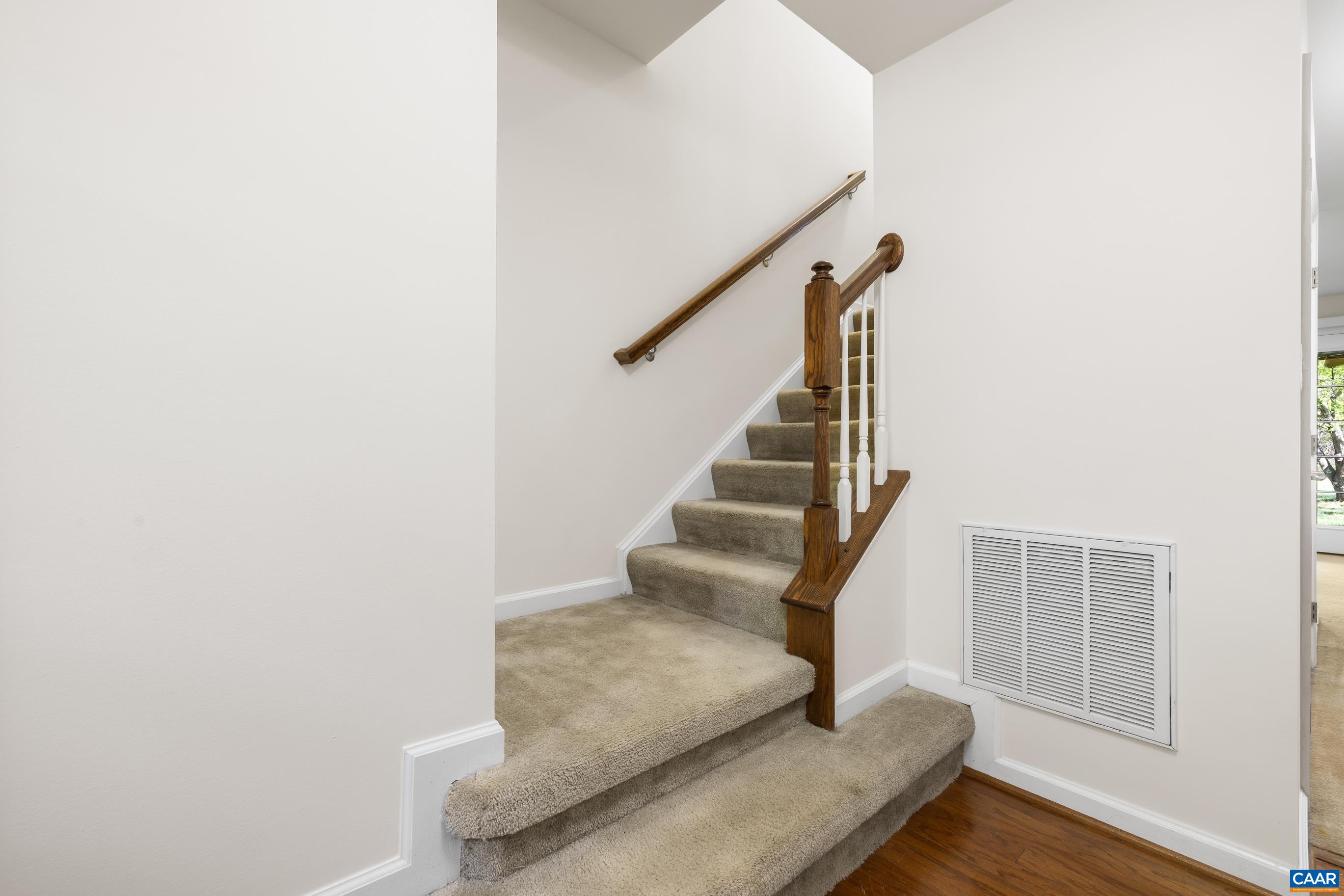 310 Patriot Way Charlottesville, VA 22903 - Photo 9 of 45