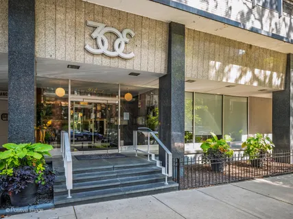 $255,000 | 30 East Elm Street, Unit 14E, Chicago, IL 60611