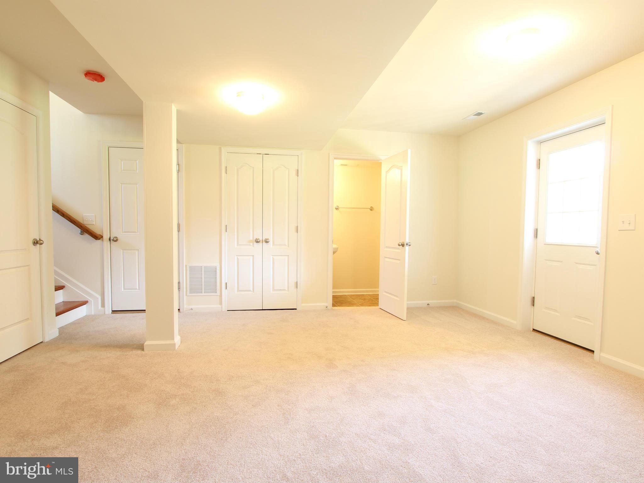 Lots Road Stevensville, MD 21666 - Photo 8 of 17 Living Room