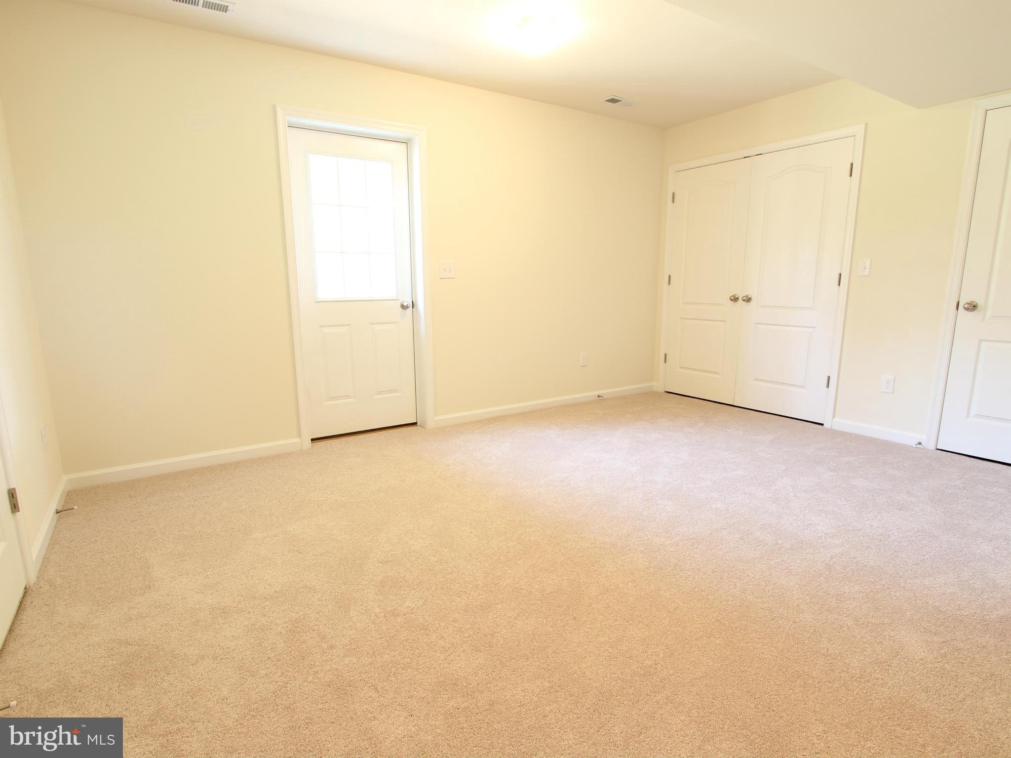 Lots Road Stevensville, MD 21666 - Photo 9 of 17 Living Room