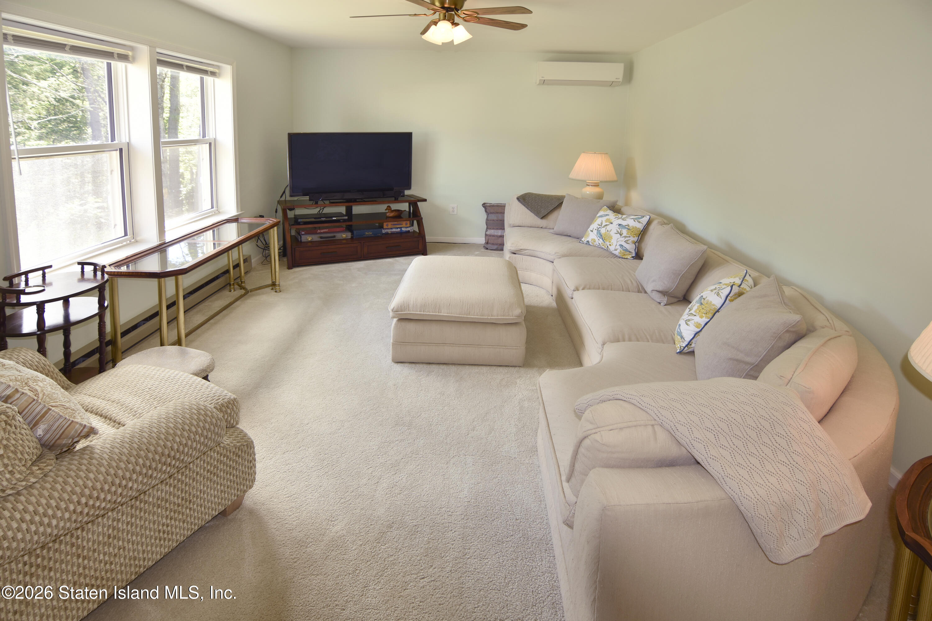 68 Garfield Road Phoenicia, NY 12464 - Photo 12 of 36 Livingroom