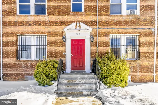 $699,000 | 324 34th Street Southeast, Washington, DC 20019