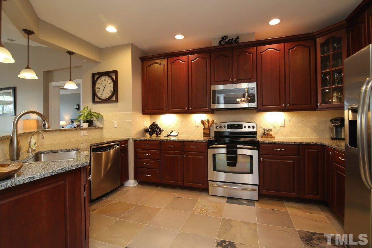 10411 Rosegate Court, Unit 305 Raleigh, NC 27617 - Photo 5 of 25 Gallery Image 5