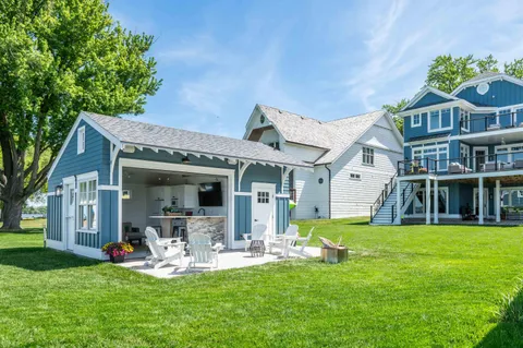$3,200,000 | W267N2937 Peterson Drive, Pewaukee, WI 53072