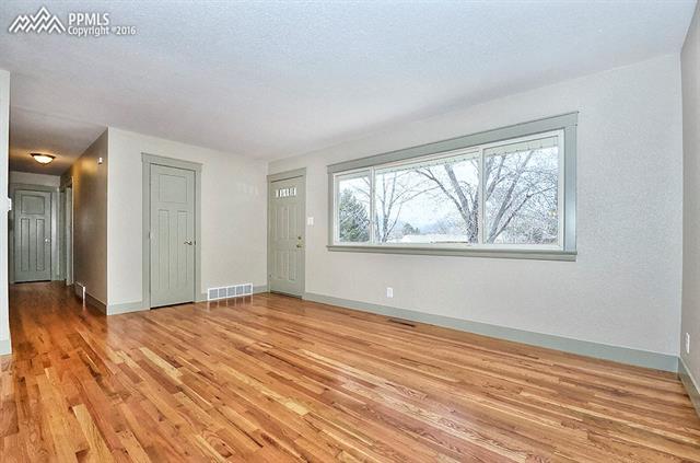 2121 Winston Road Colorado Springs, CO 80909 - Photo 3 of 19